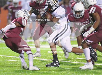 Thumbnail 1 in Jefferson vs. Malakoff (UIL 3A Area Region II Playoff) photogallery.