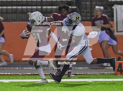 Thumbnail 1 in Jefferson vs. Malakoff (UIL 3A Area Region II Playoff) photogallery.