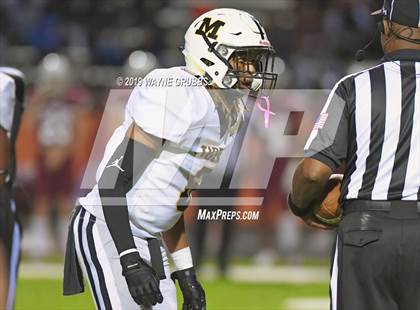 Thumbnail 3 in Jefferson vs. Malakoff (UIL 3A Area Region II Playoff) photogallery.