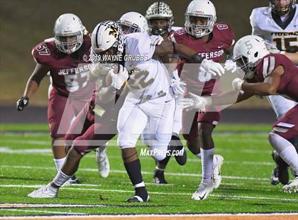 Thumbnail 3 in Jefferson vs. Malakoff (UIL 3A Area Region II Playoff) photogallery.