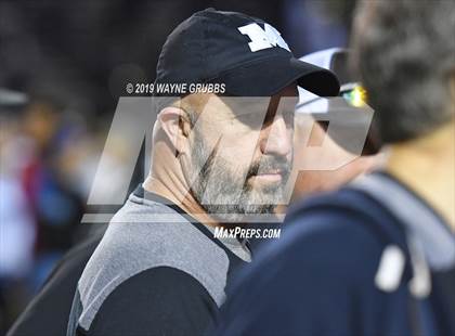 Thumbnail 3 in Jefferson vs. Malakoff (UIL 3A Area Region II Playoff) photogallery.