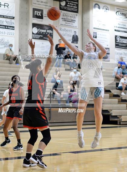 Thumbnail 1 in Harvard-Westlake @ Aliso Niguel photogallery.
