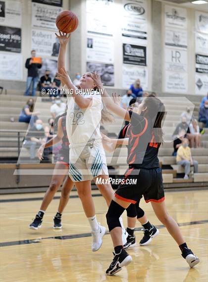 Thumbnail 1 in Harvard-Westlake @ Aliso Niguel photogallery.
