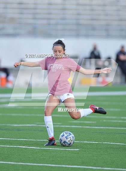 Thumbnail 1 in Seven Lakes vs. Cy-Fair (UIL 6A Regional Playoff) photogallery.