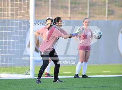 Thumbnail 3 in Seven Lakes vs. Cy-Fair (UIL 6A Regional Playoff) photogallery.