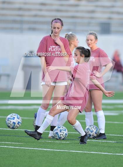 Thumbnail 2 in Seven Lakes vs. Cy-Fair (UIL 6A Regional Playoff) photogallery.