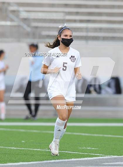 Thumbnail 2 in Seven Lakes vs. Cy-Fair (UIL 6A Regional Playoff) photogallery.