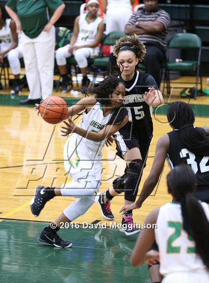 Thumbnail 3 in Mansfield @ DeSoto photogallery.