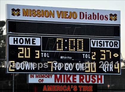 Thumbnail 1 in Cypress vs. Garces (Mission Viejo Football Classic) photogallery.