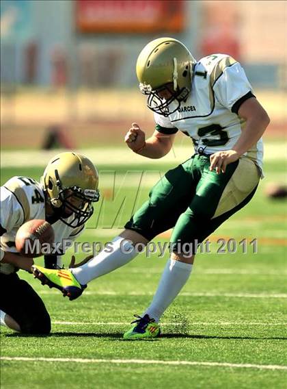 Thumbnail 2 in Cypress vs. Garces (Mission Viejo Football Classic) photogallery.