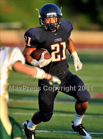 Thumbnail 2 in Cypress vs. Garces (Mission Viejo Football Classic) photogallery.