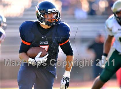 Thumbnail 3 in Cypress vs. Garces (Mission Viejo Football Classic) photogallery.