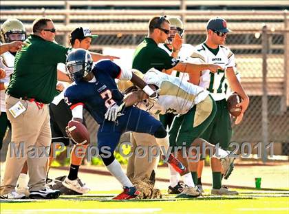 Thumbnail 3 in Cypress vs. Garces (Mission Viejo Football Classic) photogallery.