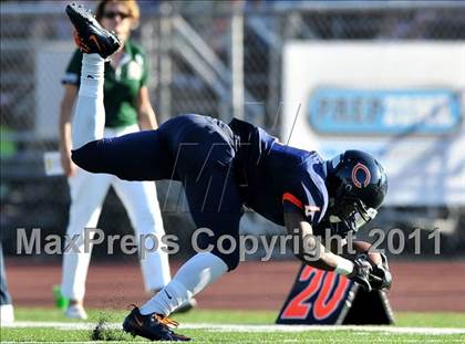 Thumbnail 1 in Cypress vs. Garces (Mission Viejo Football Classic) photogallery.