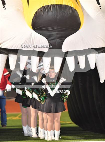 Thumbnail 1 in Holliday vs. Dublin (UIL 3A Division 2 Region 2 Bidistrict) photogallery.