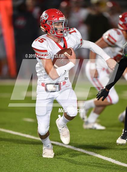 Thumbnail 3 in Holliday vs. Dublin (UIL 3A Division 2 Region 2 Bidistrict) photogallery.