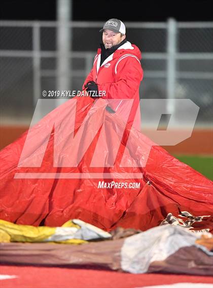 Thumbnail 2 in Holliday vs. Dublin (UIL 3A Division 2 Region 2 Bidistrict) photogallery.