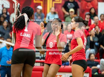 Thumbnail 1 in Taft vs Granada Hills (CIF LA City Section Open Division Semi-Finals) photogallery.