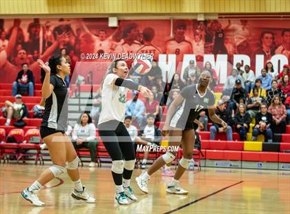 Thumbnail 1 in Taft vs Granada Hills (CIF LA City Section Open Division Semi-Finals) photogallery.