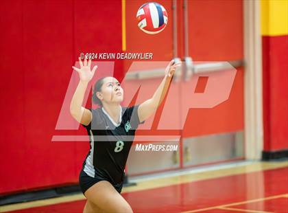 Thumbnail 2 in Taft vs Granada Hills (CIF LA City Section Open Division Semi-Finals) photogallery.