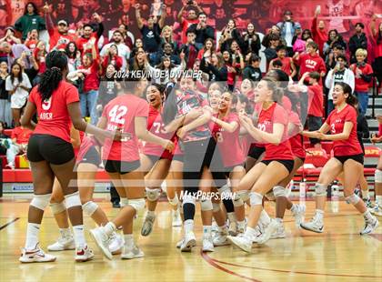 Thumbnail 3 in Taft vs Granada Hills (CIF LA City Section Open Division Semi-Finals) photogallery.