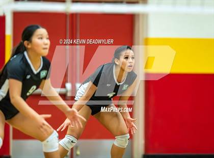 Thumbnail 2 in Taft vs Granada Hills (CIF LA City Section Open Division Semi-Finals) photogallery.