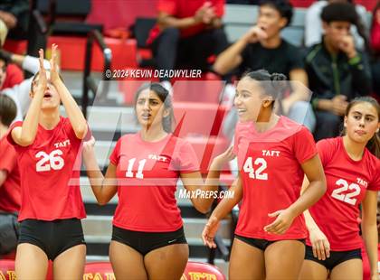 Thumbnail 2 in Taft vs Granada Hills (CIF LA City Section Open Division Semi-Finals) photogallery.