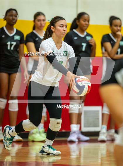 Thumbnail 3 in Taft vs Granada Hills (CIF LA City Section Open Division Semi-Finals) photogallery.