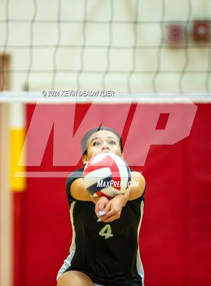 Thumbnail 1 in Taft vs Granada Hills (CIF LA City Section Open Division Semi-Finals) photogallery.