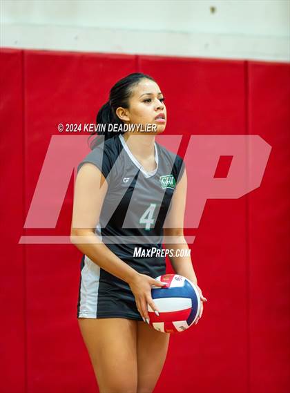 Thumbnail 3 in Taft vs Granada Hills (CIF LA City Section Open Division Semi-Finals) photogallery.