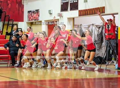 Thumbnail 2 in Taft vs Granada Hills (CIF LA City Section Open Division Semi-Finals) photogallery.