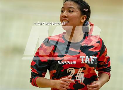 Thumbnail 2 in Taft vs Granada Hills (CIF LA City Section Open Division Semi-Finals) photogallery.