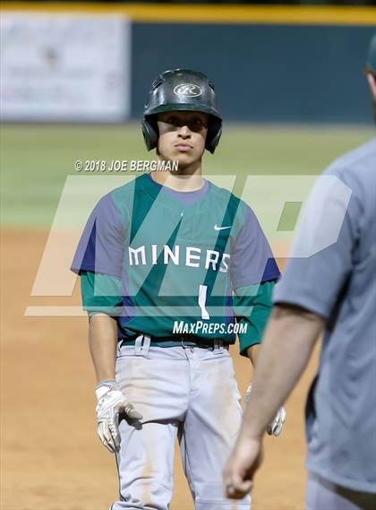 Thumbnail 2 in El Diamante vs. San Joaquin Memorial (CIF CS D2 Final) photogallery.