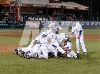 Thumbnail 1 in El Diamante vs. San Joaquin Memorial (CIF CS D2 Final) photogallery.