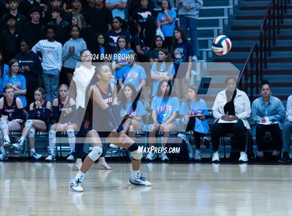 Thumbnail 2 in Rockwall vs. Sachse (UIL 6A Bi-District Playoffs) photogallery.