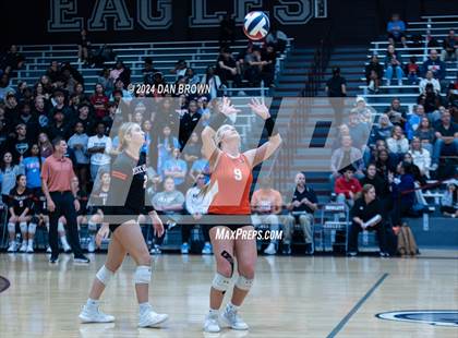 Thumbnail 3 in Rockwall vs. Sachse (UIL 6A Bi-District Playoffs) photogallery.