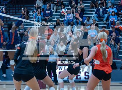 Thumbnail 3 in Rockwall vs. Sachse (UIL 6A Bi-District Playoffs) photogallery.