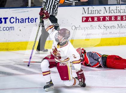 Thumbnail 2 in Thornton Academy vs. Freeport (MPA Class A State Final) photogallery.