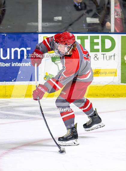 Thumbnail 3 in Thornton Academy vs. Freeport (MPA Class A State Final) photogallery.