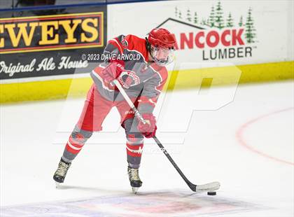 Thumbnail 3 in Thornton Academy vs. Freeport (MPA Class A State Final) photogallery.