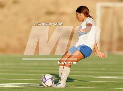 Thumbnail 2 in Equipo Academy vs Virgin Valley (NIAA 3A Southern Region Playoffs) photogallery.