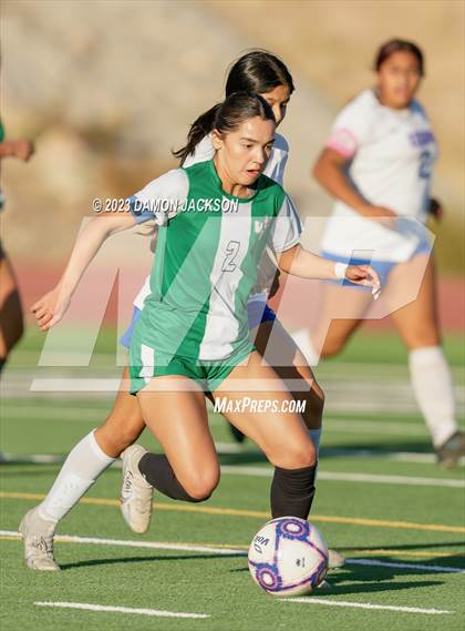 Thumbnail 3 in Equipo Academy vs Virgin Valley (NIAA 3A Southern Region Playoffs) photogallery.