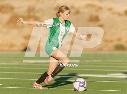 Thumbnail 2 in Equipo Academy vs Virgin Valley (NIAA 3A Southern Region Playoffs) photogallery.