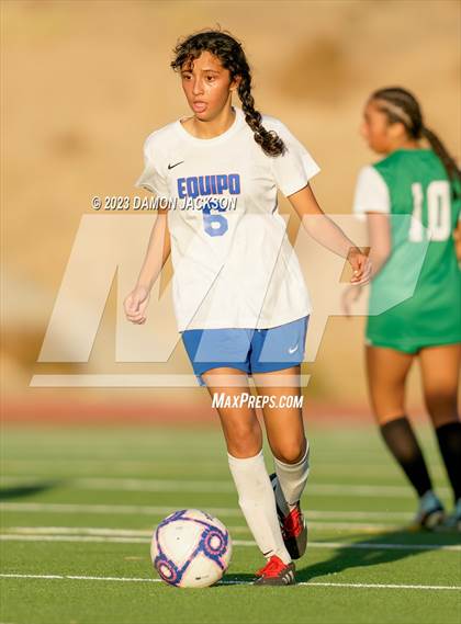 Thumbnail 2 in Equipo Academy vs Virgin Valley (NIAA 3A Southern Region Playoffs) photogallery.