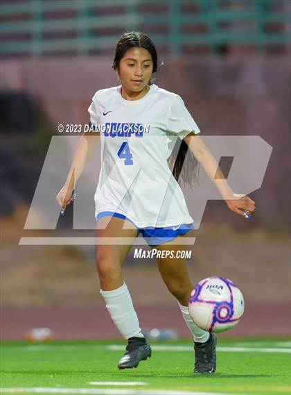 Thumbnail 3 in Equipo Academy vs Virgin Valley (NIAA 3A Southern Region Playoffs) photogallery.