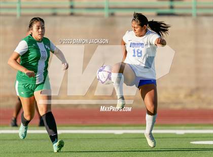 Thumbnail 2 in Equipo Academy vs Virgin Valley (NIAA 3A Southern Region Playoffs) photogallery.