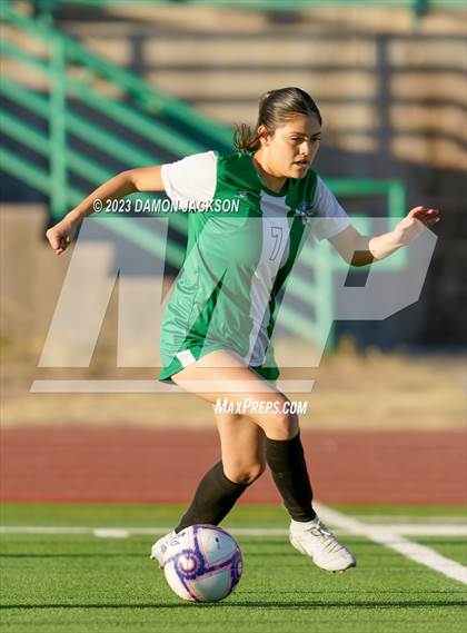 Thumbnail 2 in Equipo Academy vs Virgin Valley (NIAA 3A Southern Region Playoffs) photogallery.