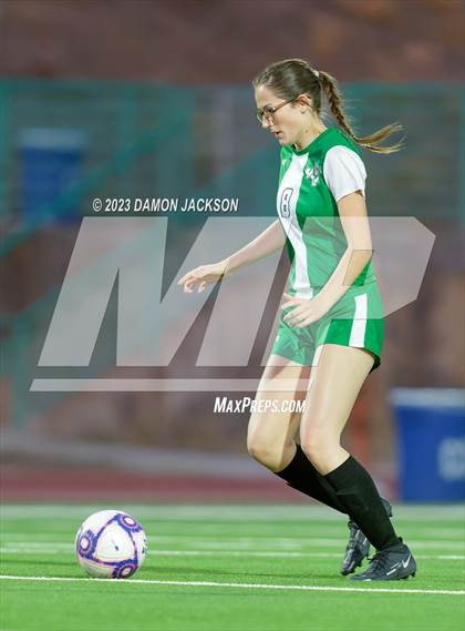 Thumbnail 2 in Equipo Academy vs Virgin Valley (NIAA 3A Southern Region Playoffs) photogallery.