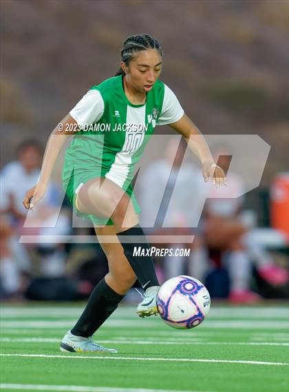 Thumbnail 3 in Equipo Academy vs Virgin Valley (NIAA 3A Southern Region Playoffs) photogallery.