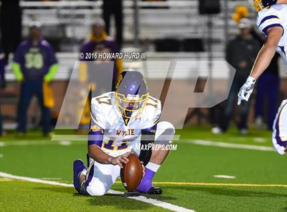 Thumbnail 2 in Argyle vs. Wylie (UIL 4A Regional Playoff) photogallery.